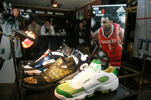 马德里打响榜首大战!数据：皇马或2-1笑傲德比